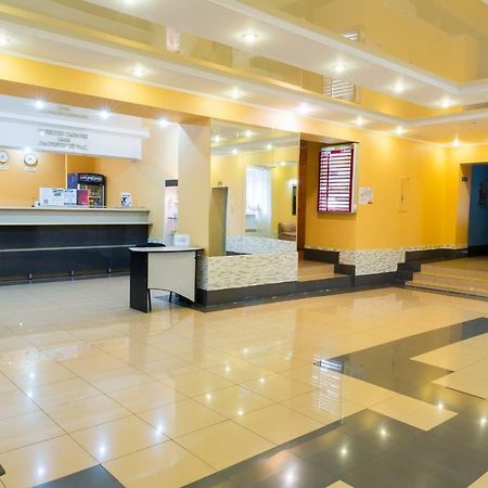 Tourist Hotel Ustʼ-Kamenogorsk Екстериор снимка