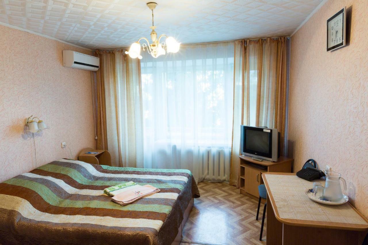 Tourist Hotel Ustʼ-Kamenogorsk Екстериор снимка