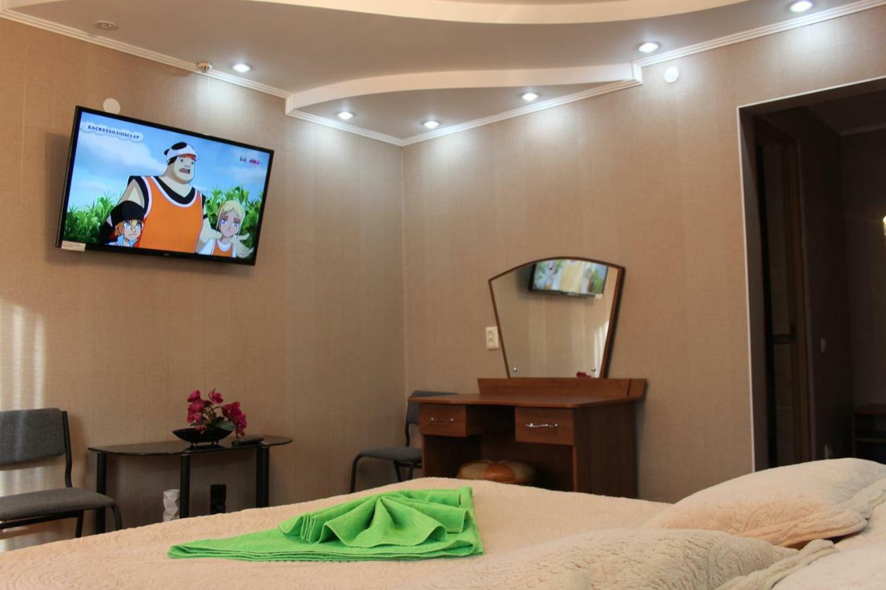 Tourist Hotel Ustʼ-Kamenogorsk Екстериор снимка