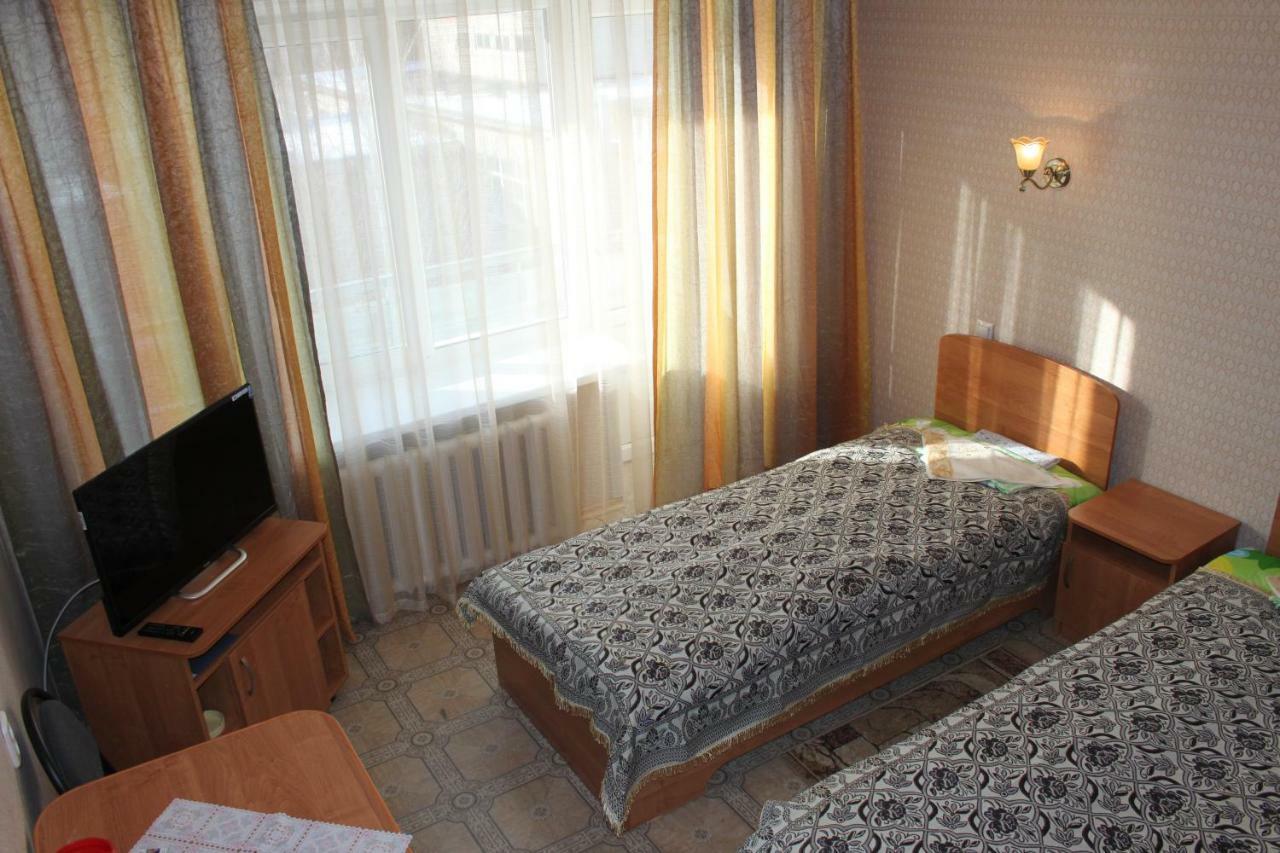 Tourist Hotel Ustʼ-Kamenogorsk Екстериор снимка