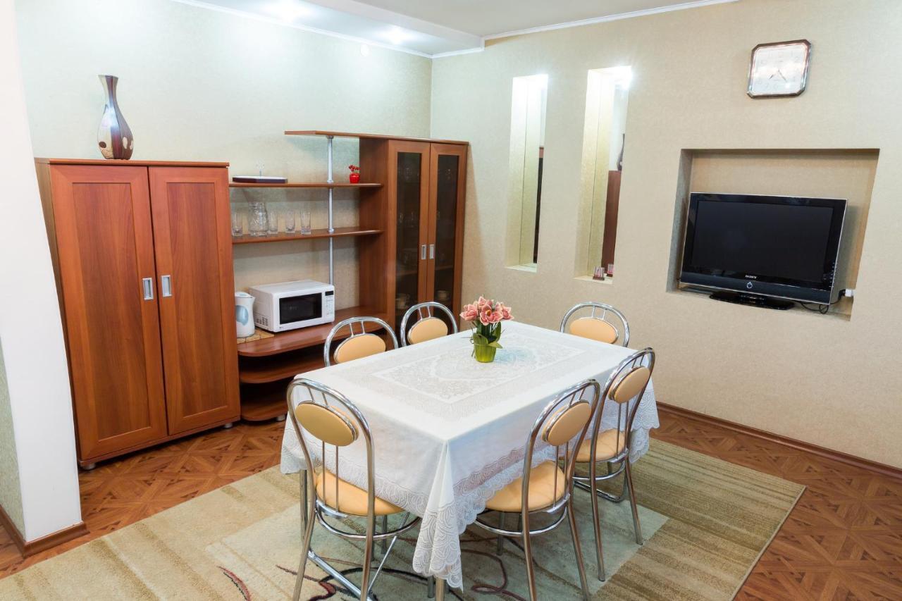 Tourist Hotel Ustʼ-Kamenogorsk Екстериор снимка