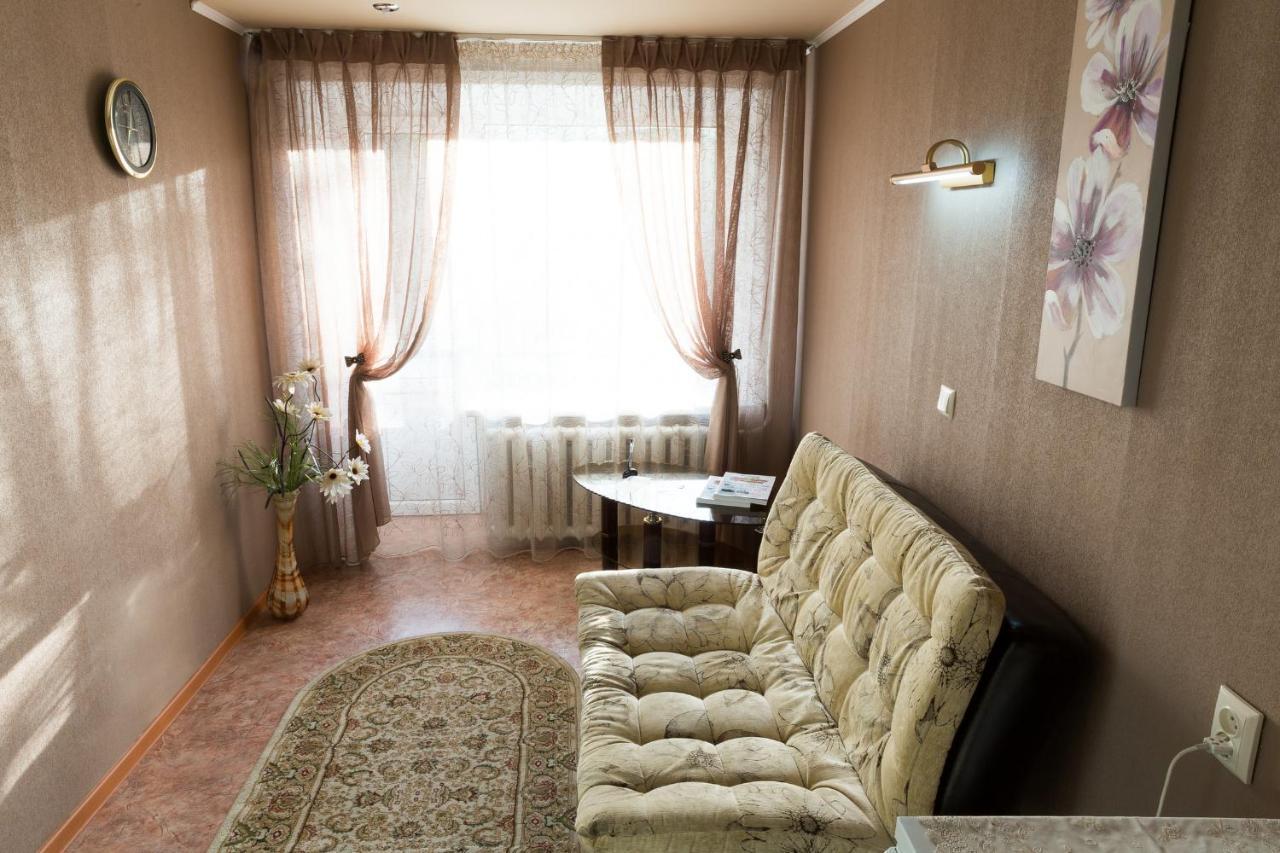 Tourist Hotel Ustʼ-Kamenogorsk Екстериор снимка